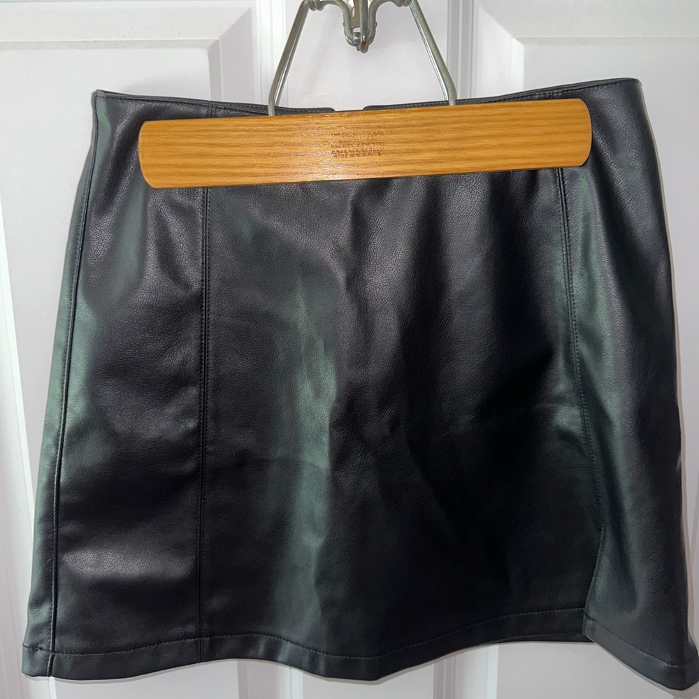 FOREVER21 Vegan Leather Mini Skirt